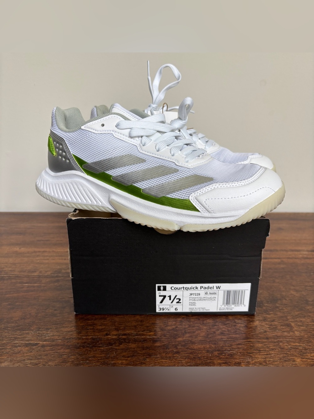 adidas Courtquick Padel Womens Green, Silver, White Sneakers Athletic Shoes 7.5